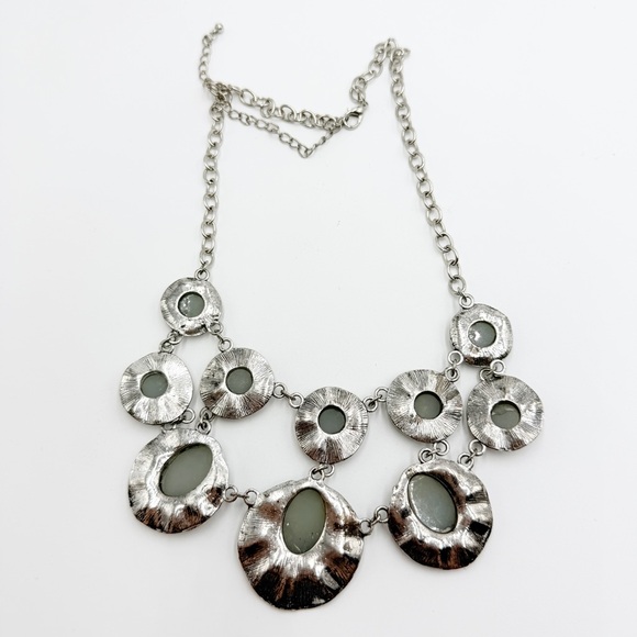 Silver Tone Green Stone Statement Necklace Boho Bib Style - Picture 7 of 8